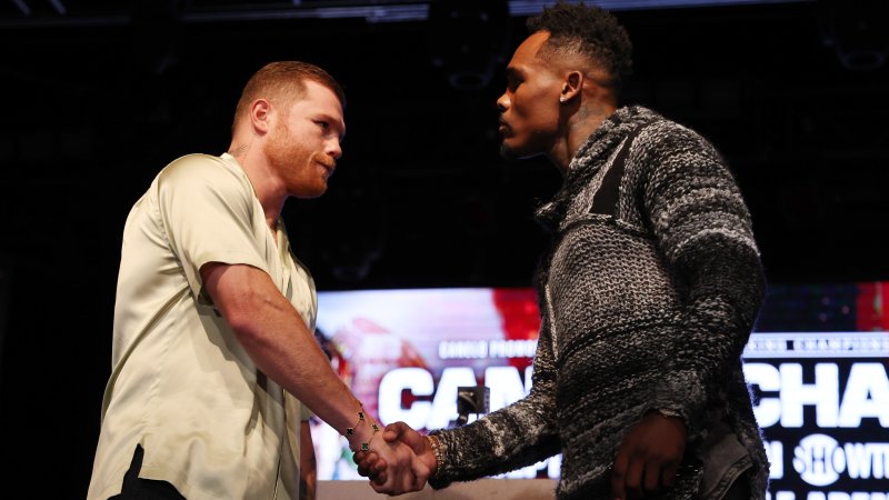 Верджил Хантер полагает, что Чарло может победить Канело