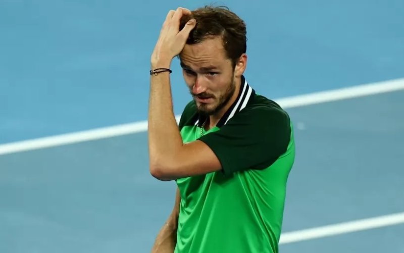 Даниил Медведев отказался от защиты титула в Роттердаме
