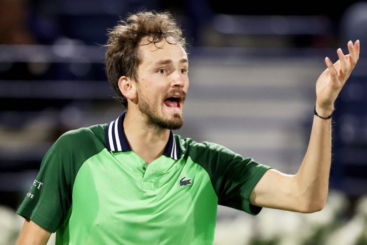 Даниил Медведев проиграл в полуфинале турнира в Дубае